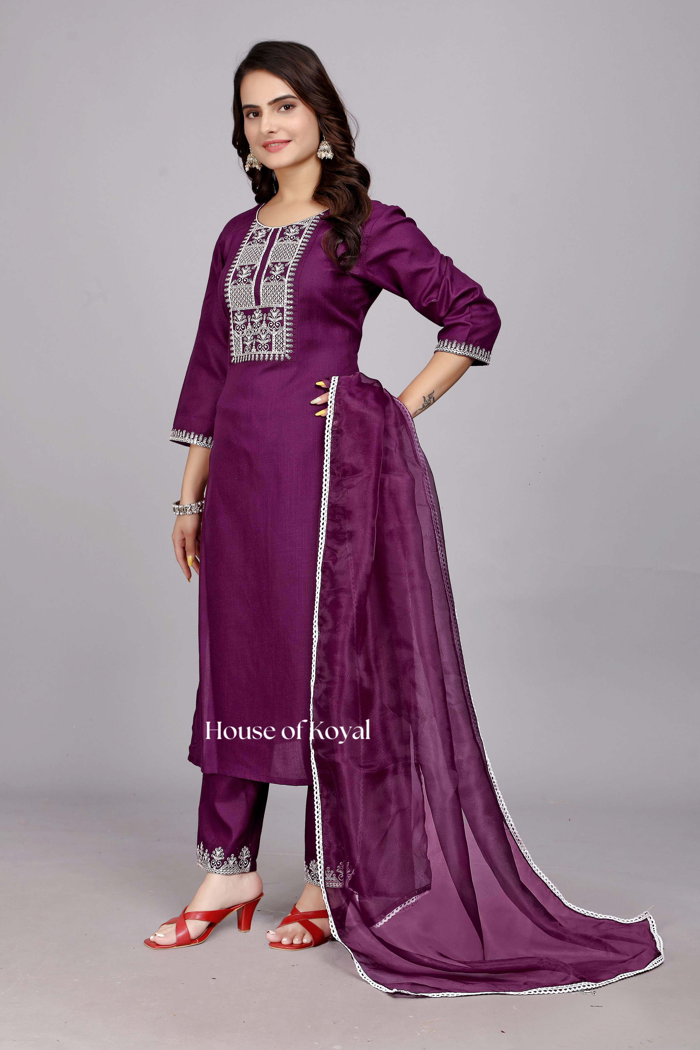 Ruhani Maroon Embroidered Kurti