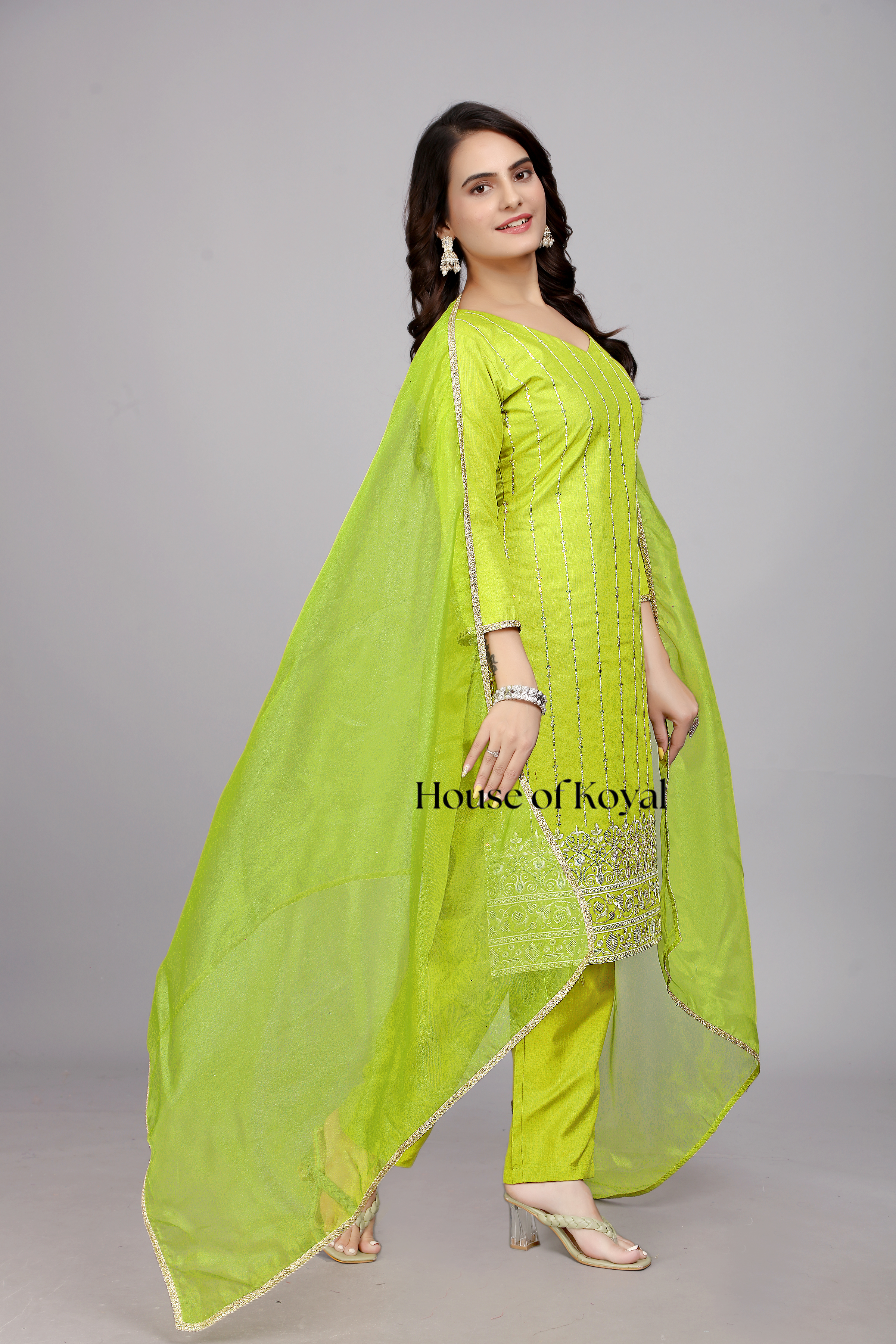 Parisha Popati (Parrot Green) Embroidered Kurti