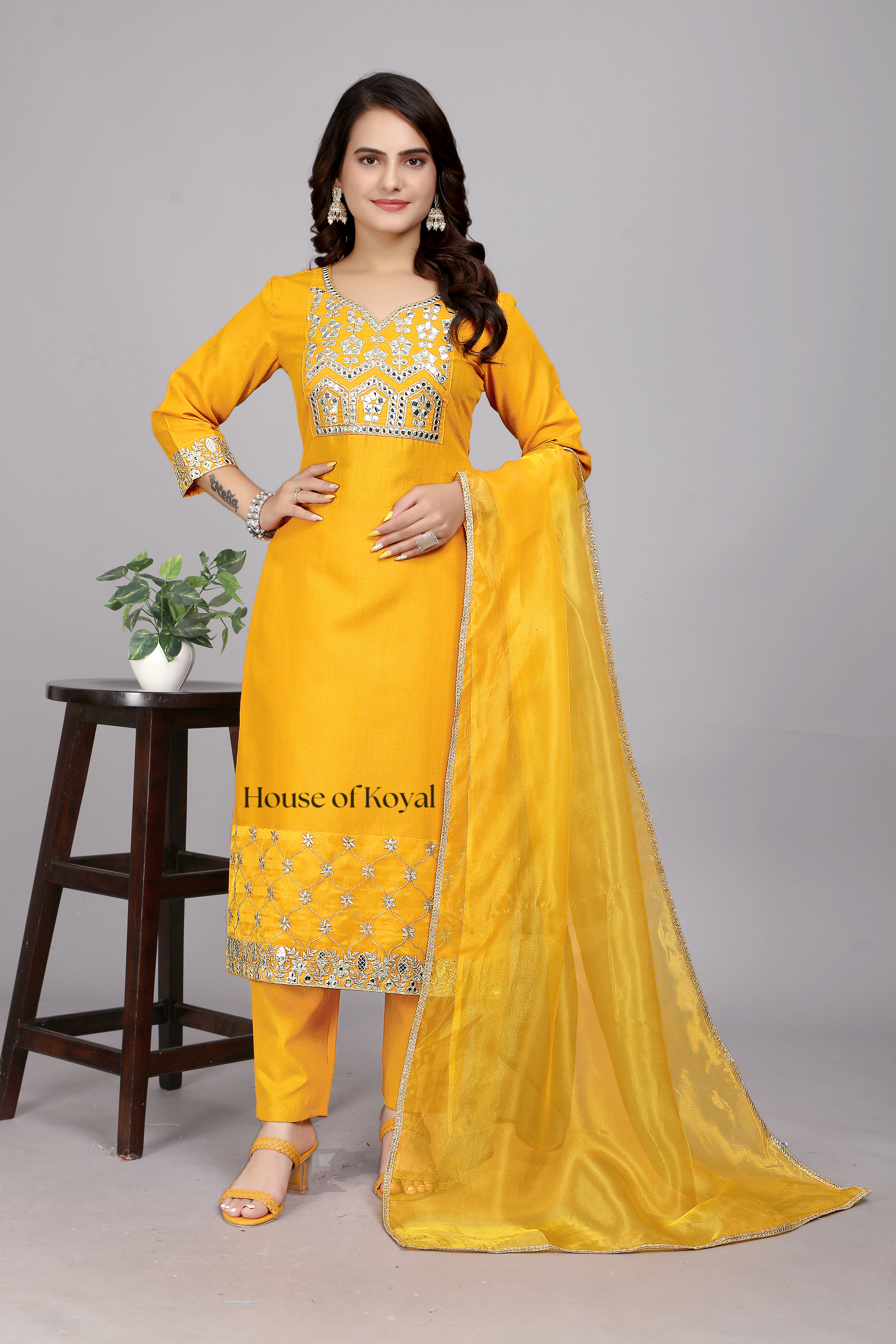 Vaani Yellow Embroidered Kurti